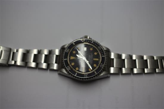 A gentlemans late 1970s/early 1980s stainless steel Rolex Oyster Perpetual Sea Dweller 2000ft/610m wrist watch,